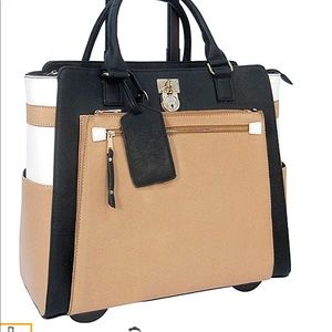 Like New Roller computer bag. Used twice!